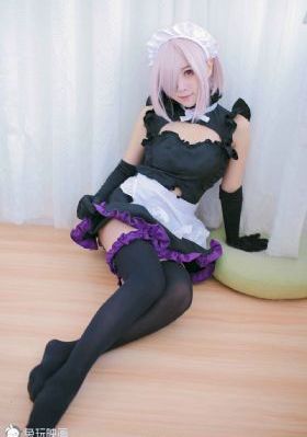黑丝美女被爆操_HD高清完整电影