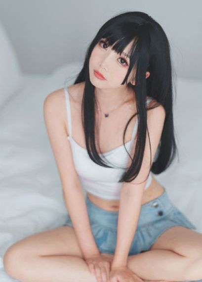 许我耀眼_短视频完整无删减版