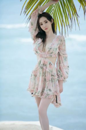 大胸mm被蹂躏的小说_国产剧免费在线观看